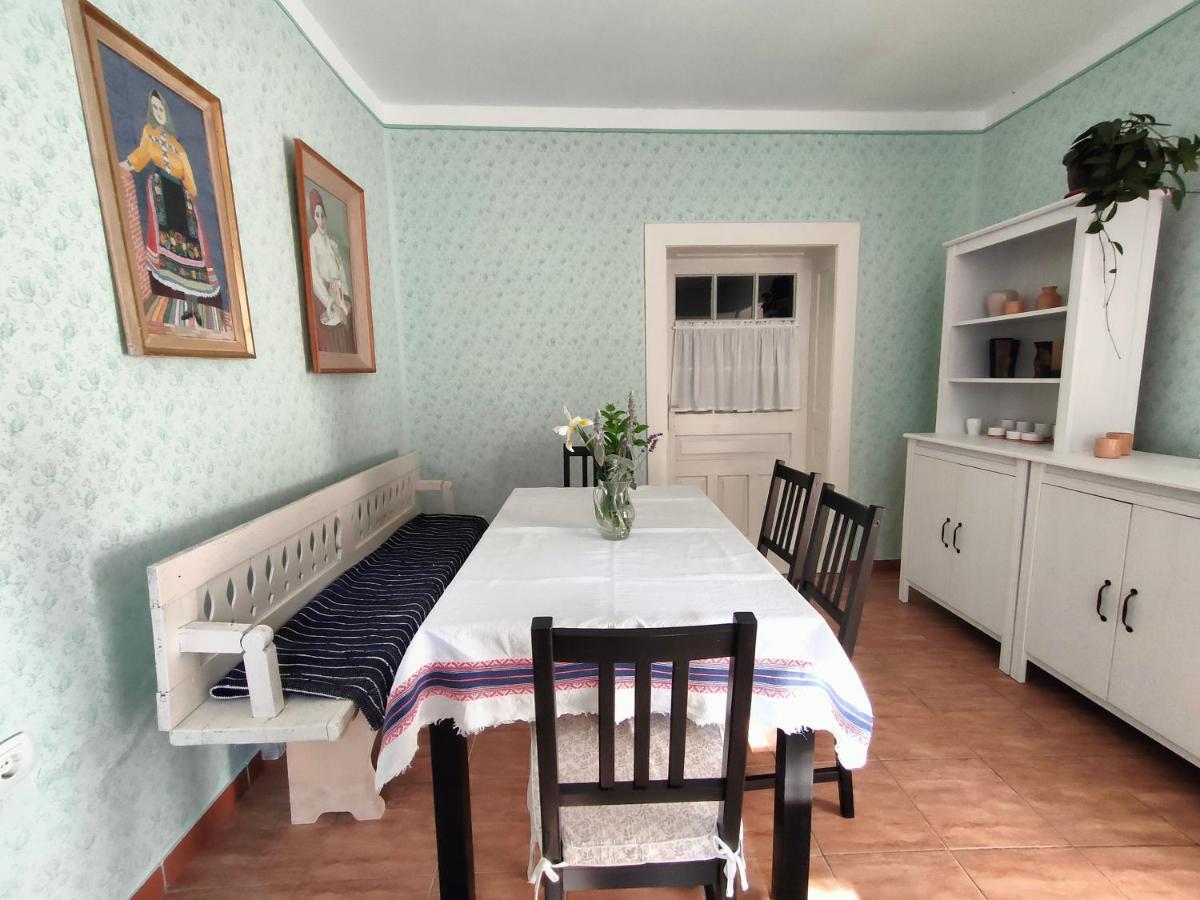 Ethno&Coffee House Tulip Bed and Breakfast Glozan Esterno foto